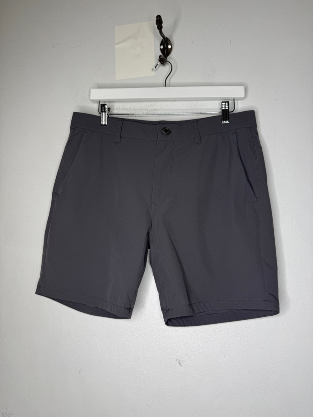 Bonobos‎ Nylon 7” Inseam Gray Gold Shorts Size 33